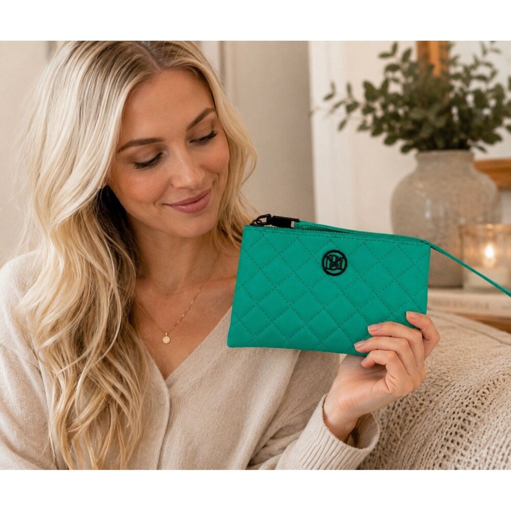 Badgley Mischka Green Vegan Leather Card Holder Pocket Wallet NWT $39